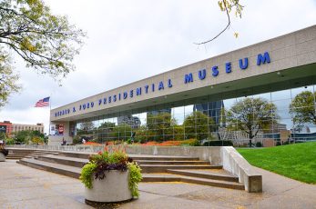 27 Fun Things To Do In Grand Rapids (MI) - Attractions & Activities