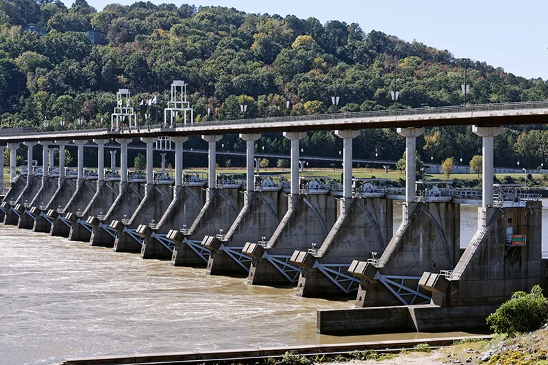 Big Dam Bridge